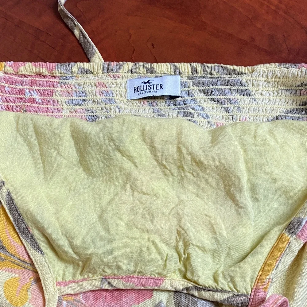 Floral Halter Top & Shorts Set from Hollister - Picture 3 of 6